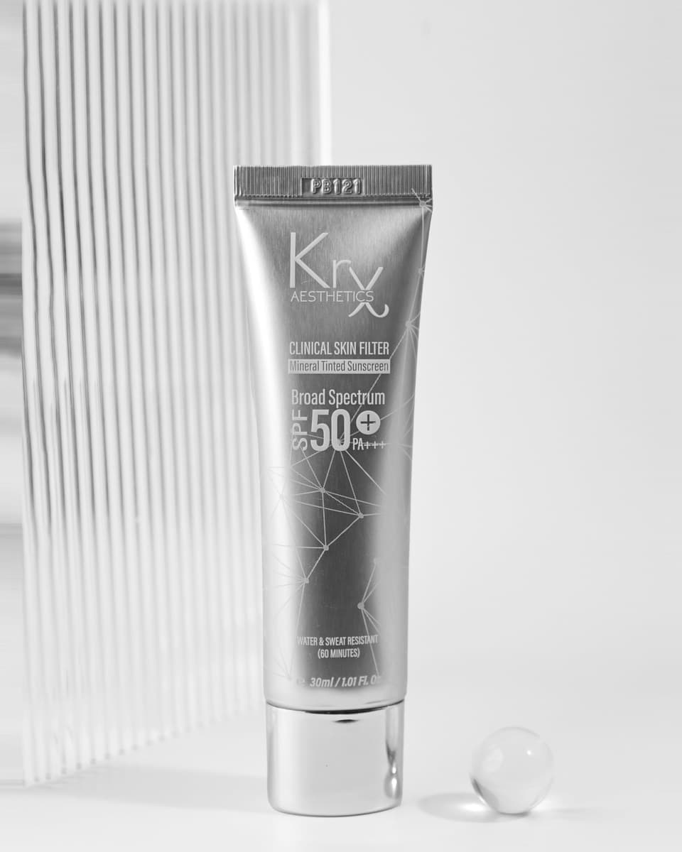 Skin Filter тониран слънцезащитен крем SPF50+ (L/M)